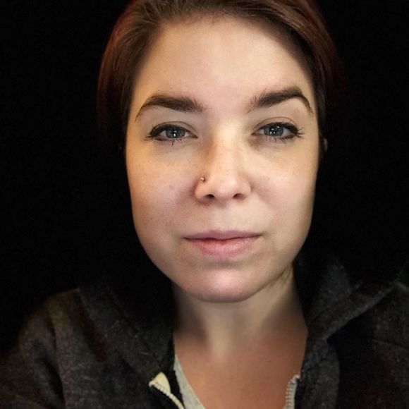 Meet your Posher, Sasha - Picture 1 of 1